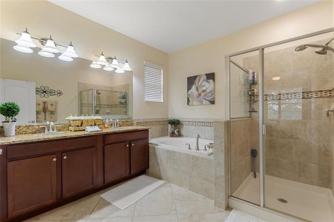 Casa en venta en Davenport, Florida, 4 dormitorios, 212.47 m2 № 1900009 - foto 23