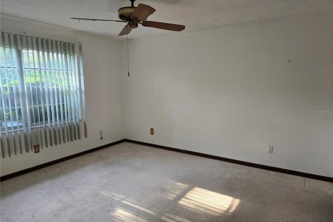 Villa ou maison à vendre à Altamonte Springs, Floride: 4 chambres, 163.51 m2 № 2316473 - photo 12