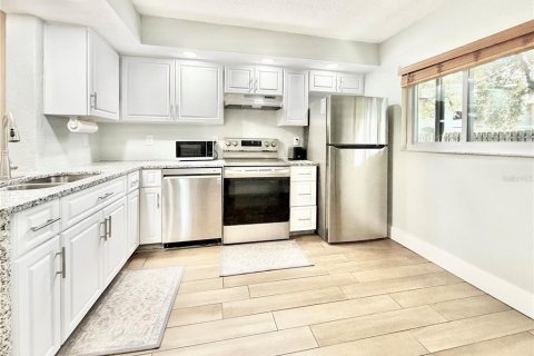Copropriété à louer à Clearwater, Floride: 2 chambres, 104.05 m2 № 2416601 - photo 19