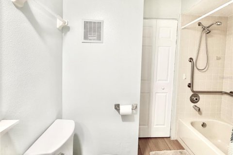 Copropriété à louer à Clearwater, Floride: 2 chambres, 104.05 m2 № 2416601 - photo 16