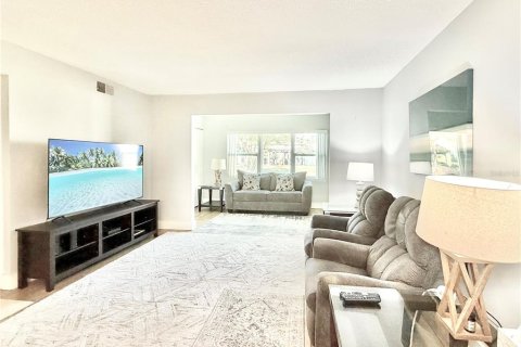 Copropriété à louer à Clearwater, Floride: 2 chambres, 104.05 m2 № 2416601 - photo 6
