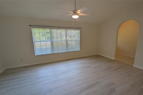 Casa en venta en Crystal River, Florida, 3 dormitorios, 171.13 m2 № 2285446 - foto 5