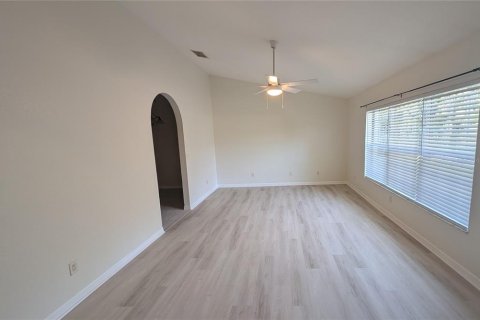 Casa en venta en Crystal River, Florida, 3 dormitorios, 171.13 m2 № 2285446 - foto 4