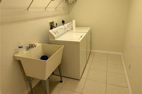 Casa en venta en Crystal River, Florida, 3 dormitorios, 171.13 m2 № 2285446 - foto 26