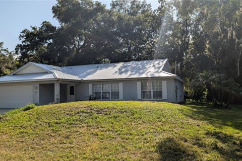 Casa en Crystal River, Florida 3 dormitorios, 171.13 m2 № 2285446