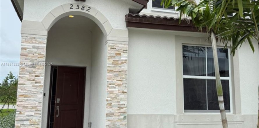 Touwnhouse à Homestead, Floride 3 chambres, 123.37 m2 № 1925197