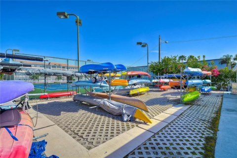 Copropriété à louer à Gulfport, Floride: 2 chambres, 98.48 m2 № 2411652 - photo 28