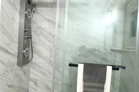 Copropriété à louer à Gulfport, Floride: 2 chambres, 98.48 m2 № 2411652 - photo 17