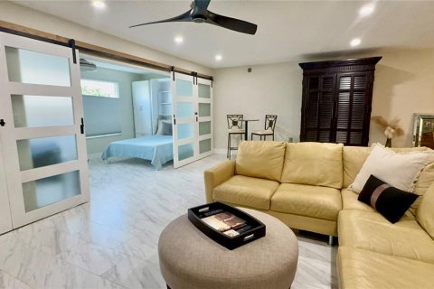 Copropriété à louer à Gulfport, Floride: 2 chambres, 98.48 m2 № 2411652 - photo 14