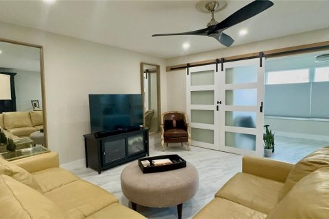 Copropriété à louer à Gulfport, Floride: 2 chambres, 98.48 m2 № 2411652 - photo 21