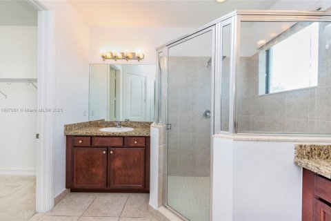 Adosado en alquiler en Pembroke Pines, Florida, 3 dormitorios, 183.48 m2 № 1967946 - foto 25