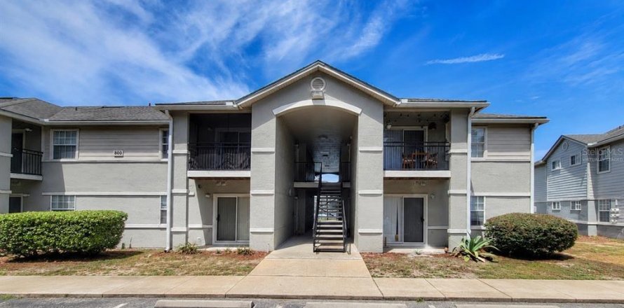 Condo in Gainesville, Florida, 1 bedroom № 2102477