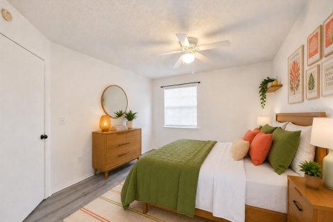 Condo in Gainesville, Florida, 1 bedroom № 2102477 - photo 23
