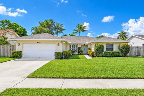 Villa ou maison à Boca Raton, Floride 3 chambres, 173.63 m2 № 2407680