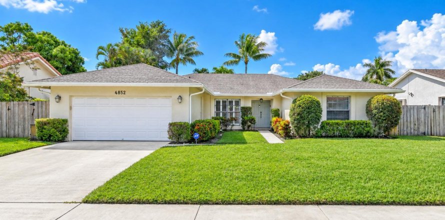 Villa ou maison à Boca Raton, Floride 3 chambres, 173.63 m2 № 2407680