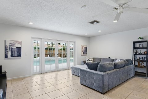 Villa ou maison à vendre à Boca Raton, Floride: 3 chambres, 173.63 m2 № 2407680 - photo 12