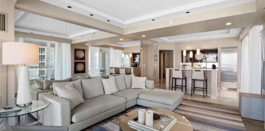 Condo in Fort Lauderdale, Florida, 2 bedrooms  № 1958962