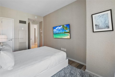 Condo in Fort Lauderdale, Florida, 2 bedrooms  № 1958962 - photo 15