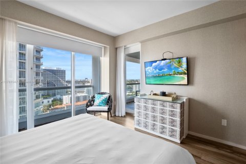Condo in Fort Lauderdale, Florida, 2 bedrooms  № 1958962 - photo 14
