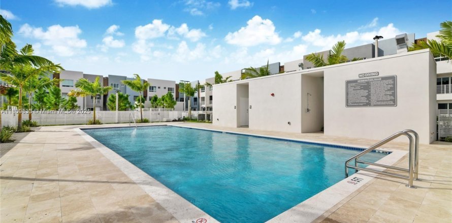 Condo in Miami, Florida, 1 bedroom  № 1958663