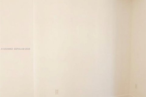 Apartment in Miami, Florida 1 bedroom № 2083618 - photo 8