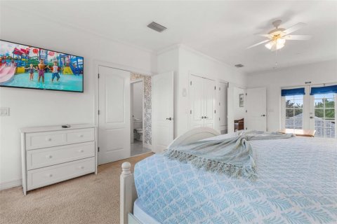 House in Four Corners, Florida 6 bedrooms, 301.93 sq.m. № 1907525 - photo 24