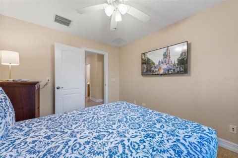 Casa en venta en Four Corners, Florida, 6 dormitorios, 301.93 m2 № 1907525 - foto 29