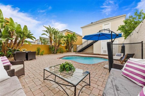 Casa en venta en Four Corners, Florida, 6 dormitorios, 301.93 m2 № 1907525 - foto 13