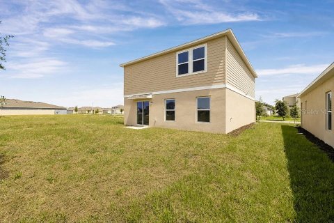 House in Haines City, Florida 4 bedrooms, 182.46 sq.m. № 2238330 - photo 15