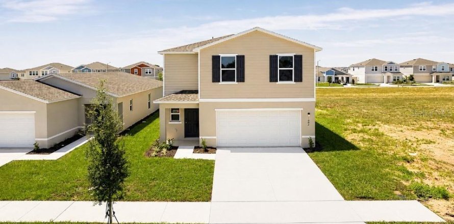 House in Haines City, Florida 4 bedrooms, 182.46 sq.m. № 2238330
