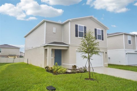 House in Haines City, Florida 4 bedrooms, 182.46 sq.m. № 2238330 - photo 6