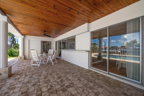 House in Saint Petersburg, Florida 3 bedrooms, 166.11 sq.m. № 1796786 - photo 27