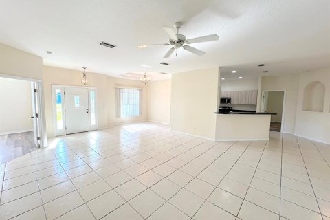 Villa ou maison à vendre à Palm Coast, Floride: 4 chambres, 188.87 m2 № 2294796 - photo 11