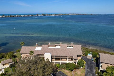 Condo in Cortez, Florida, 2 bedrooms № 2098828 - photo 2