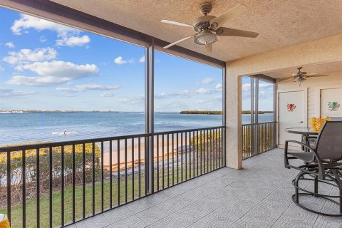 Condo in Cortez, Florida, 2 bedrooms № 2098828 - photo 14