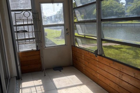 Copropriété à louer à Tamarac, Floride: 1 chambre, 76.64 m2 № 2266076 - photo 21