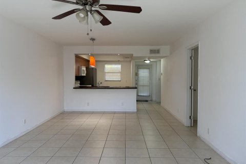Copropriété à louer à Tamarac, Floride: 1 chambre, 76.64 m2 № 2266076 - photo 19