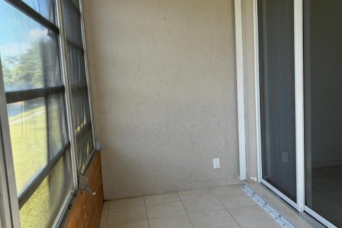 Copropriété à louer à Tamarac, Floride: 1 chambre, 76.64 m2 № 2266076 - photo 20