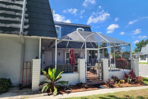 Touwnhouse à louer à Wellington, Floride: 2 chambres, 132.66 m2 № 1185479 - photo 1