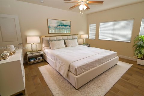 Adosado en alquiler en Wilton Manors, Florida, 3 dormitorios, 232.26 m2 № 2011192 - foto 3