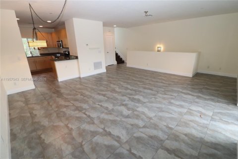 Adosado en alquiler en Wilton Manors, Florida, 3 dormitorios, 232.26 m2 № 2011192 - foto 5
