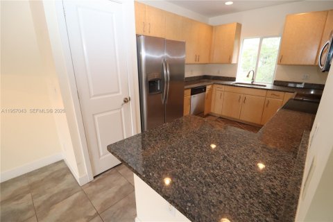 Adosado en alquiler en Wilton Manors, Florida, 3 dormitorios, 232.26 m2 № 2011192 - foto 26