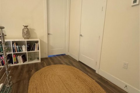 Copropriété à louer à Doral, Floride: 3 chambres, 143.72 m2 № 1854729 - photo 7