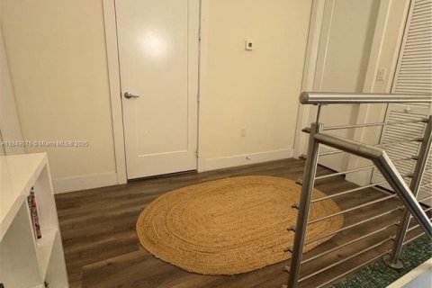Copropriété à louer à Doral, Floride: 3 chambres, 143.72 m2 № 1854729 - photo 6