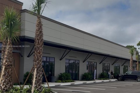 Купить коммерческую недвижимость в Форт Майерс, Флорида № 2054209 - фото 5