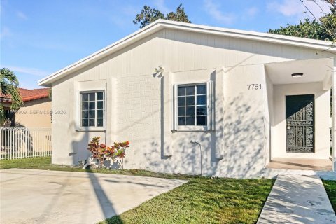 Купить виллу или дом в Майами, Флорида 3 спальни, 113.71м2, № 1997159 - фото 21