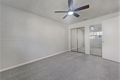 Купить виллу или дом в Майами, Флорида 3 спальни, 113.71м2, № 1997159 - фото 4