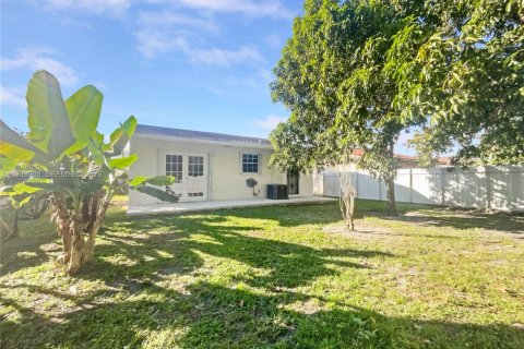 Купить виллу или дом в Майами, Флорида 3 спальни, 113.71м2, № 1997159 - фото 18