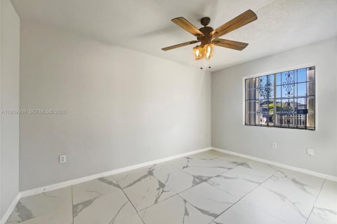 Купить виллу или дом в Майами, Флорида 3 спальни, 113.71м2, № 1997159 - фото 16