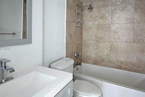 Copropriété à vendre à North Bay Village, Floride: 1 chambre, 76.64 m2 № 2432010 - photo 23